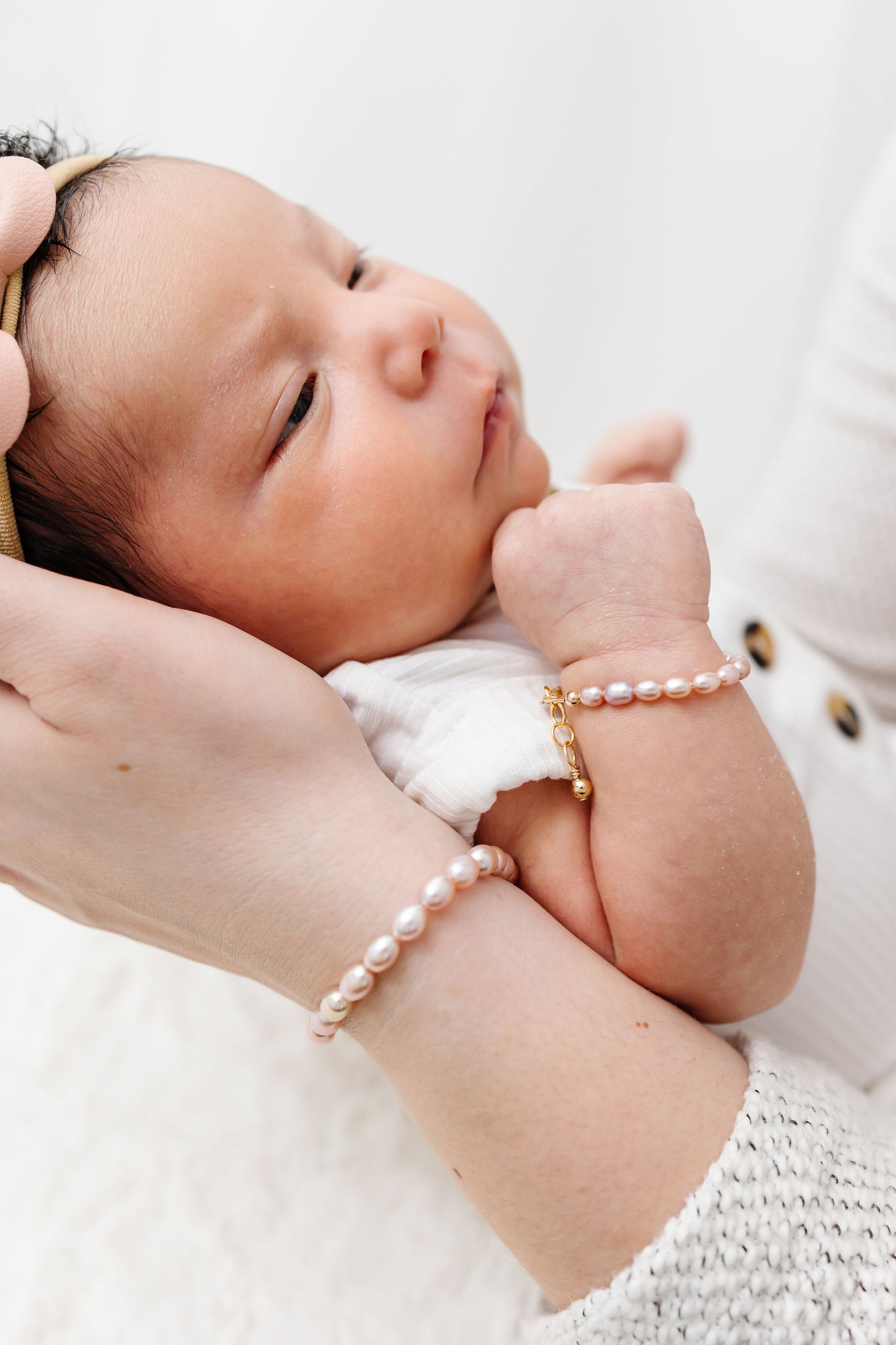 Blush Pearl Mom + Mini Bracelet Set (6MM + 8MM Beads)