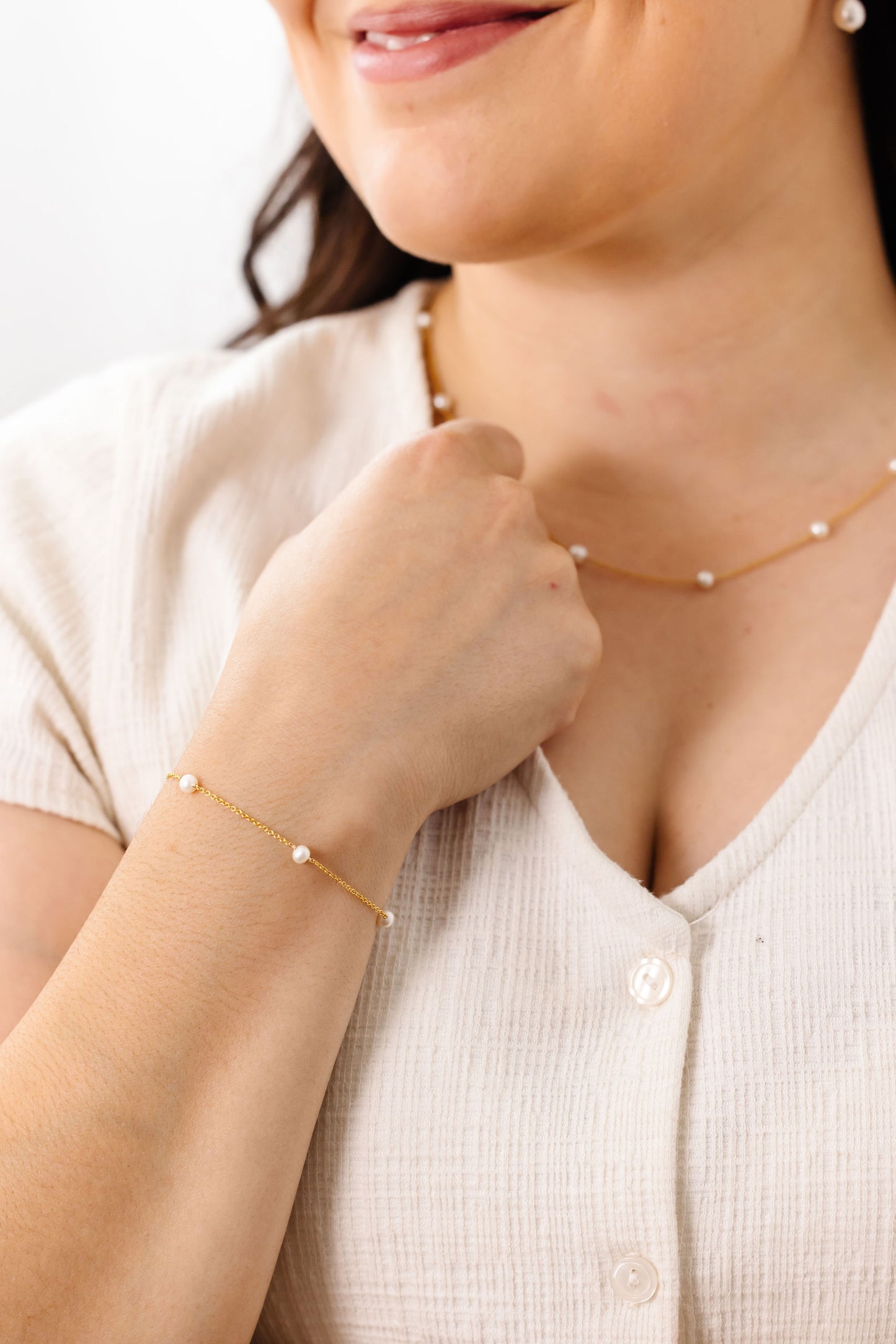 Floating Pearl Necklace + Adult Bracelet (4MM Beads)