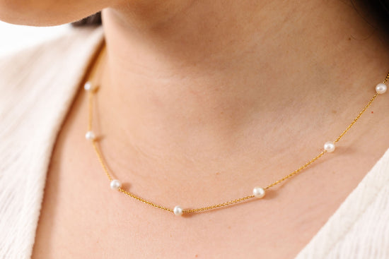 Floating Pearl Necklace (4MM Beads)