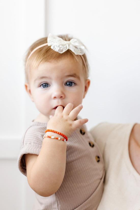 Poppy Baby Bracelet (2MM + 4MM beads)