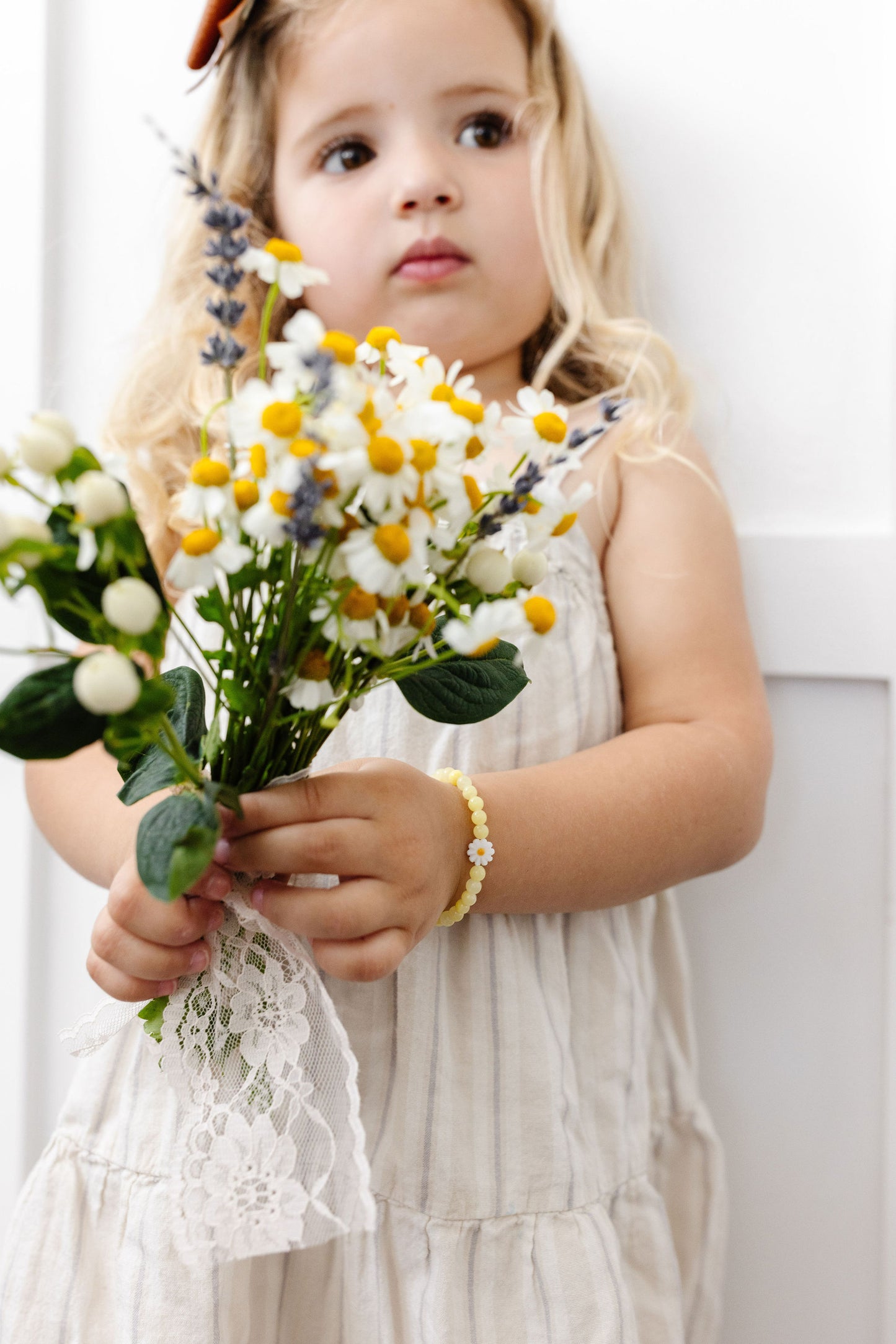 Daisy Mom + Mini Bracelet set (Daffodil 4MM Beads)