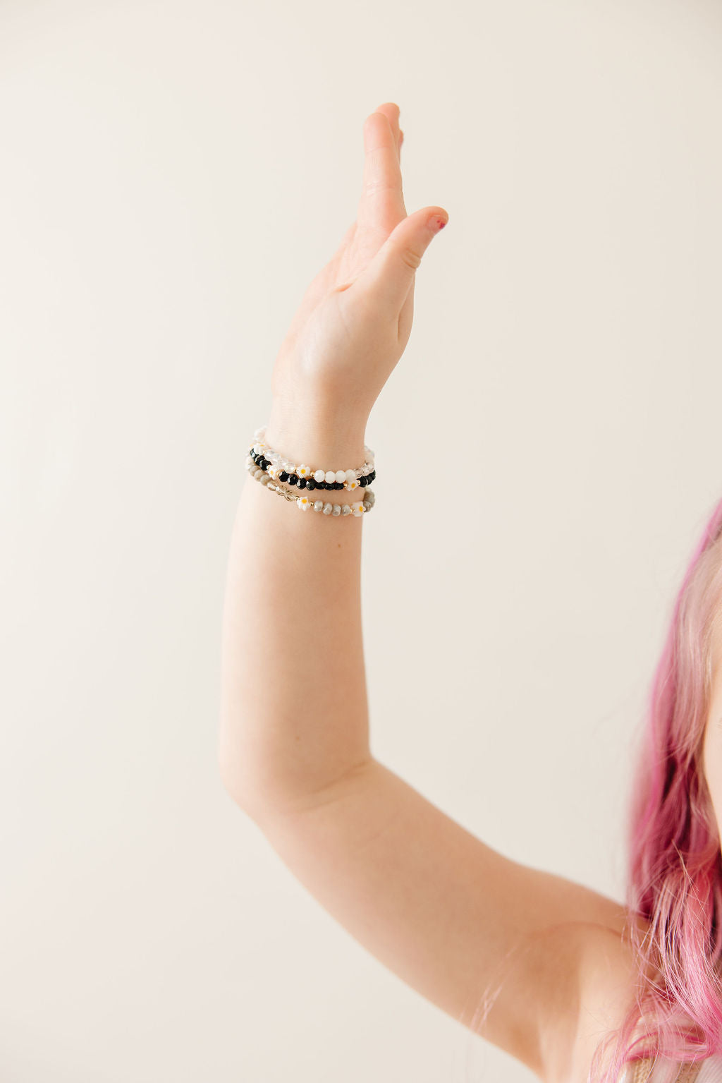 Daisy May Bracelet (Black 2MM + 4MM Beads)