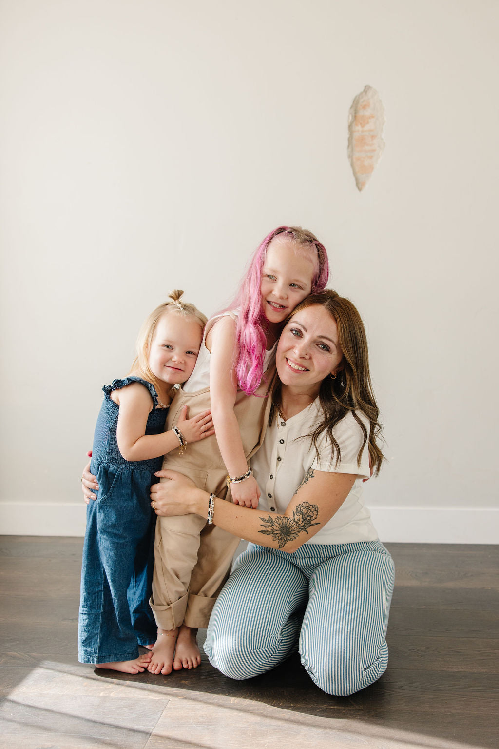 Daisy May Bracelet (Black 2MM + 4MM Beads)