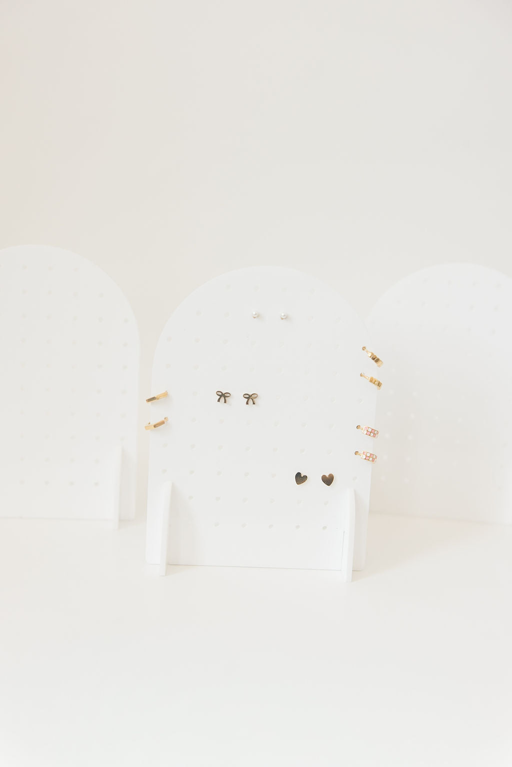 GEMS Earring Holder (Acrylic)