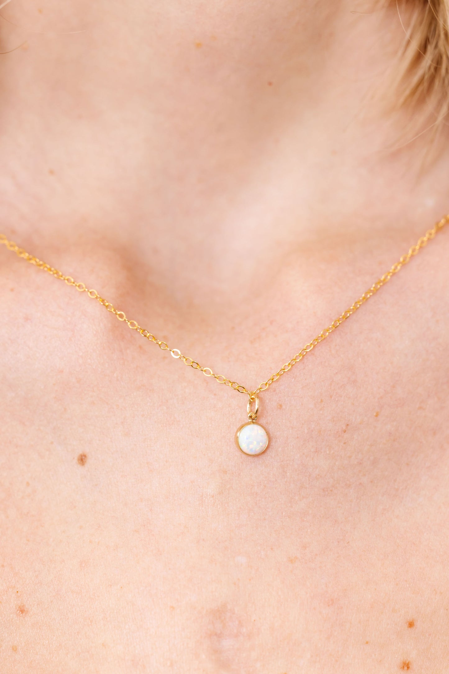 Load image into Gallery viewer, Opal Droplet Necklace (6MM)
